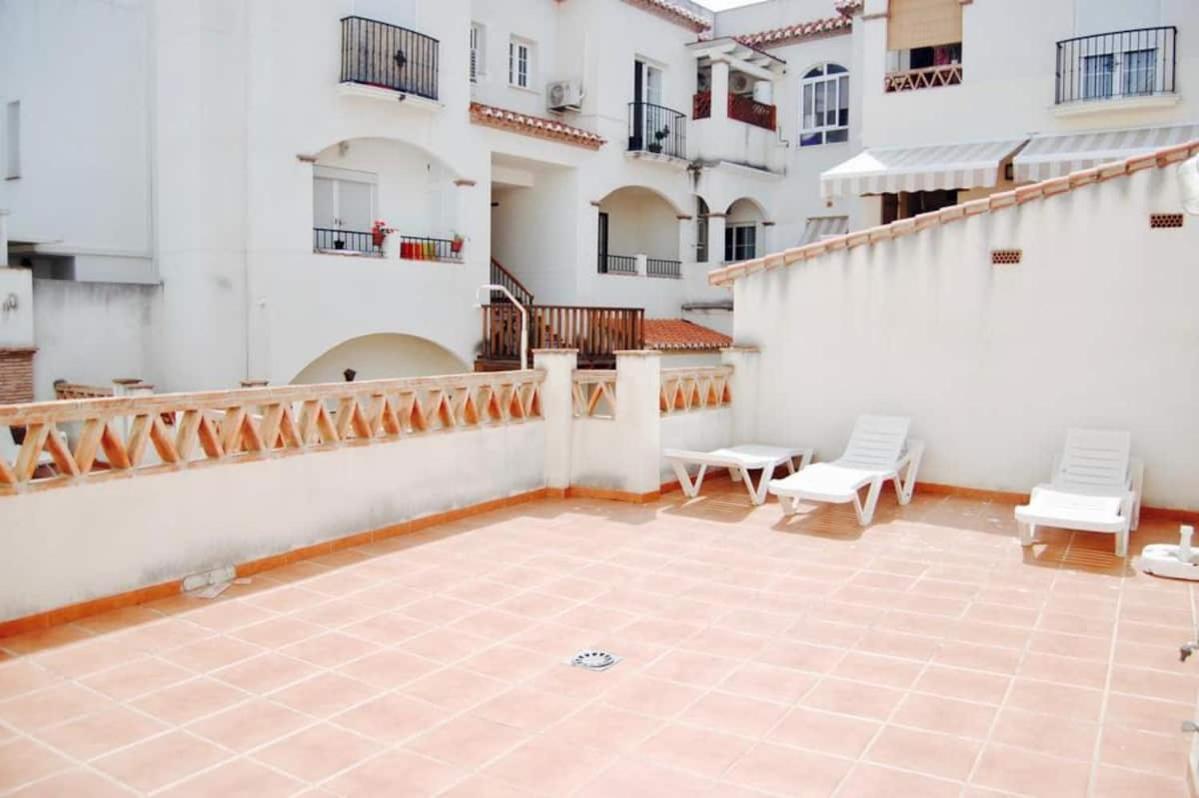 Fantastic 1 Bedroom Apartment In The Centre Of Nerja Exterior foto